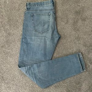 New w/o tags AG relaxed skinny